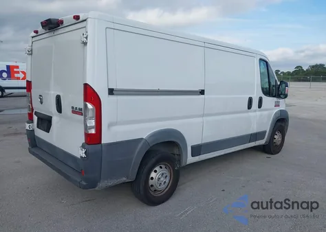 2015 Ram Promaster 1500 Low Roof из США, поврежденный, VIN 3C6TRVAG8FE520658